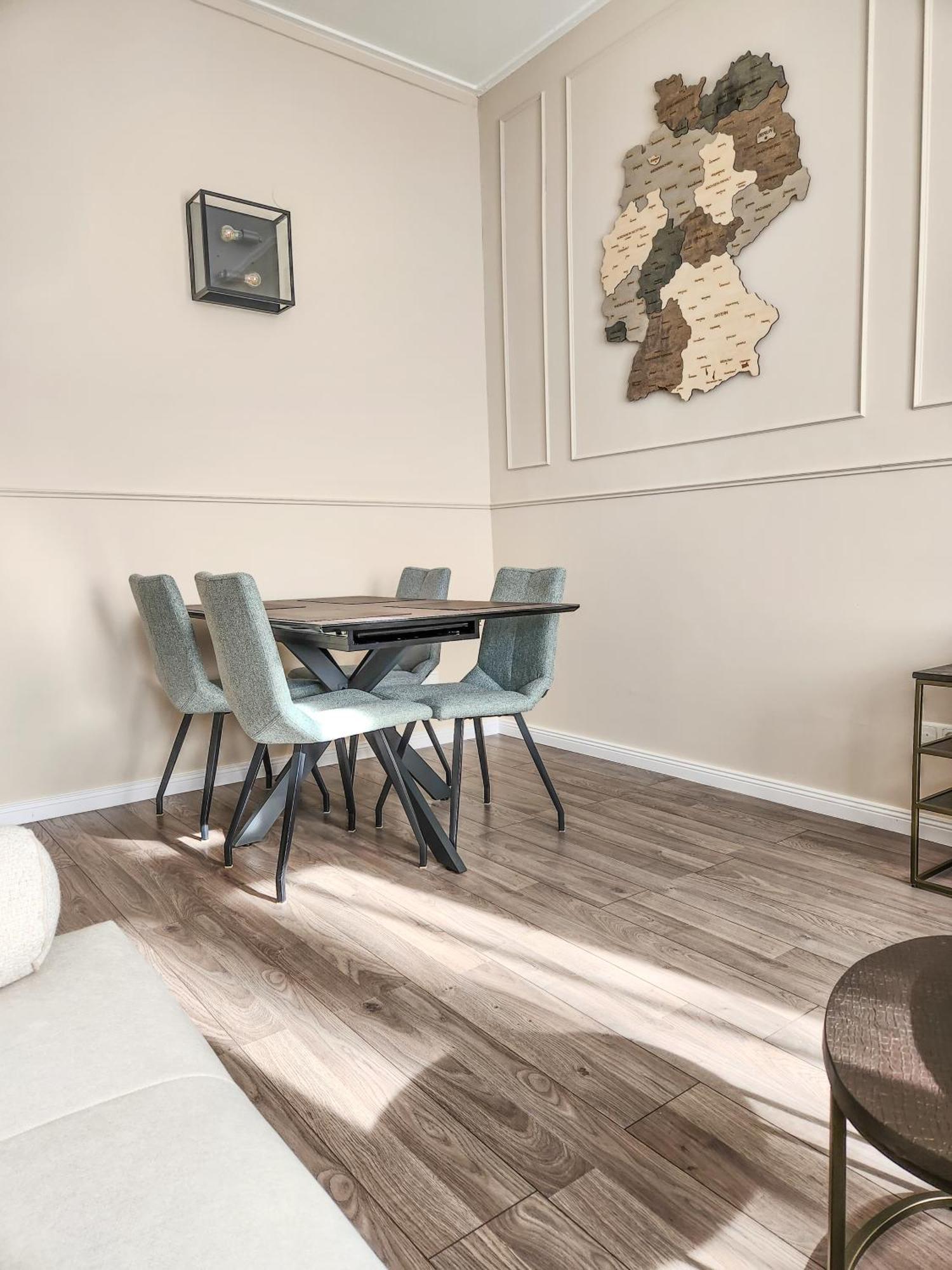 Lünen Geli Homes L1 - 2X Zimmer, 2X Kingsize Bett, 1 Bis 4 Personen, Parkplatz, Tv, Wifi, Top Kueche, Kaffee, Tee מראה חיצוני תמונה